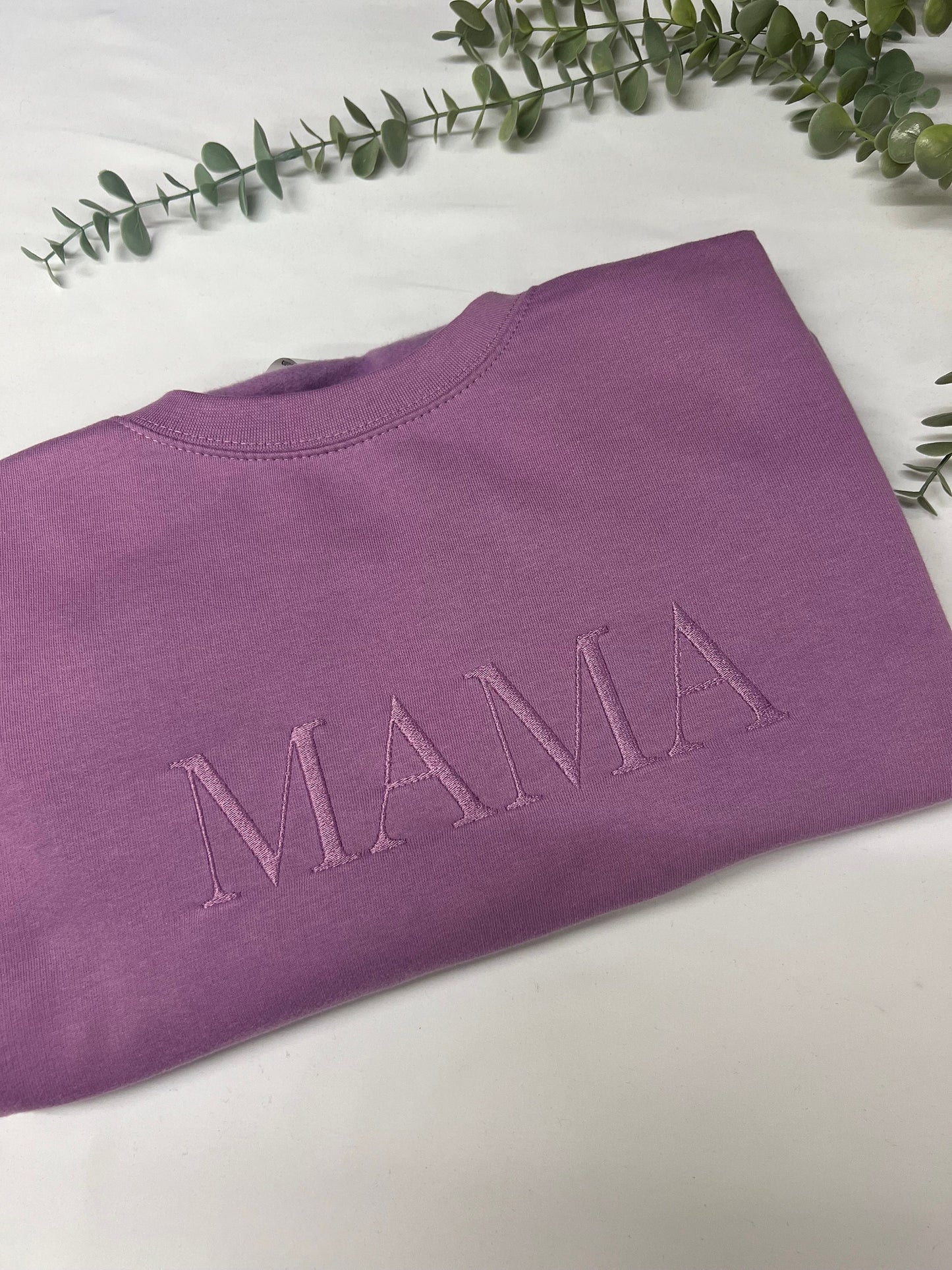 Embroidered MAMA Sweatshirt